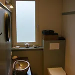 게스트하우스 Vakantieboerderij 't - 3*